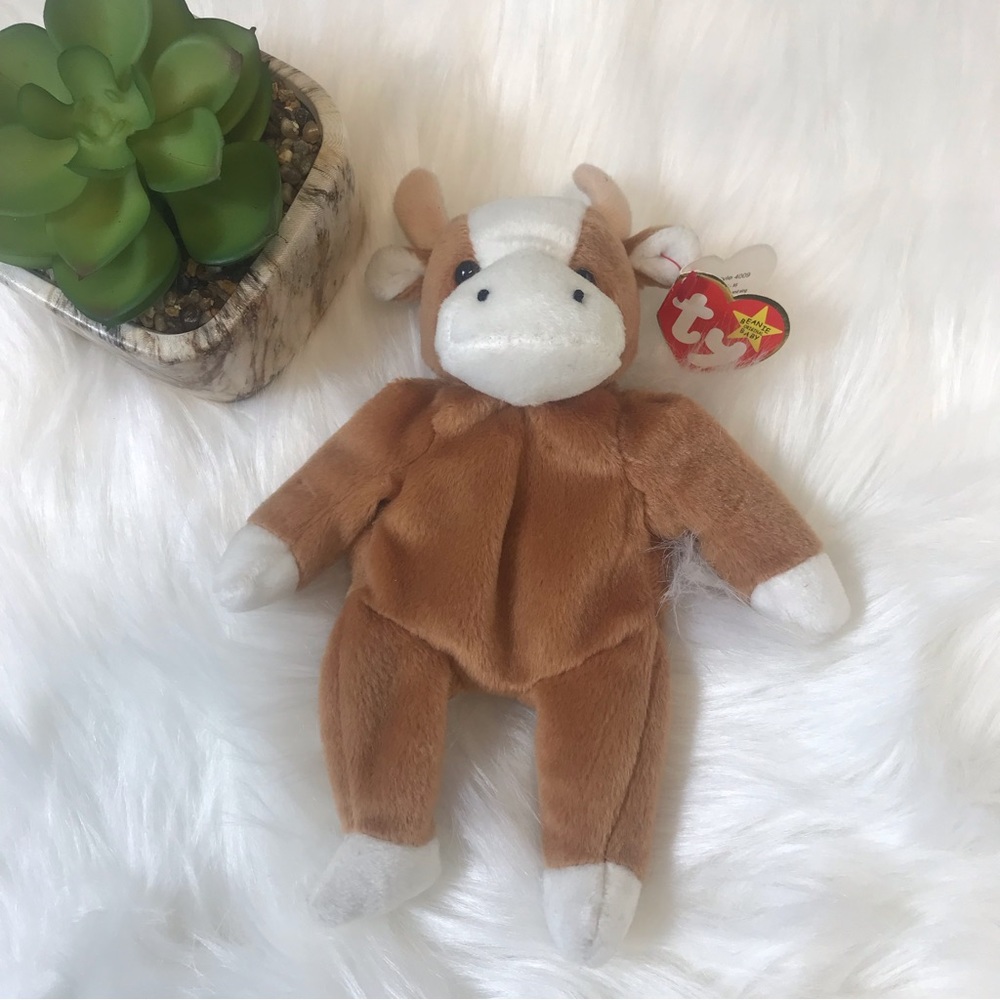 Ty Beanie Baby Bessie The Cow